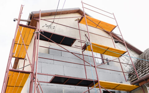 ile rusztowania na 100m2 – rusztowanie elewacyjne producent